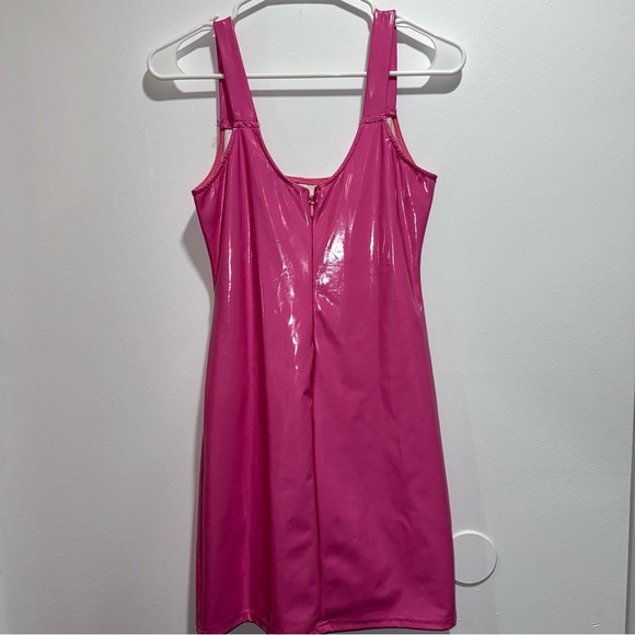 Akira Pink Bodycon Dress - Picture 4 of 4